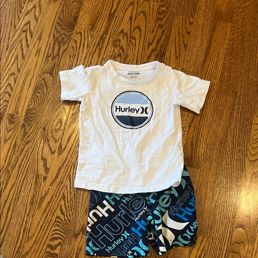 Hurley White Tee with Navy and Teal Logo & Patterned Shorts